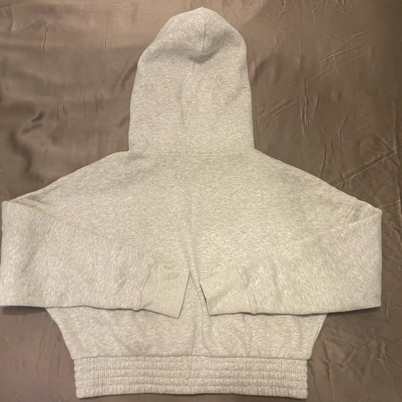 Abercrombie & Fitch heathered grey cropped zip hoodie - Picture 4 of 7